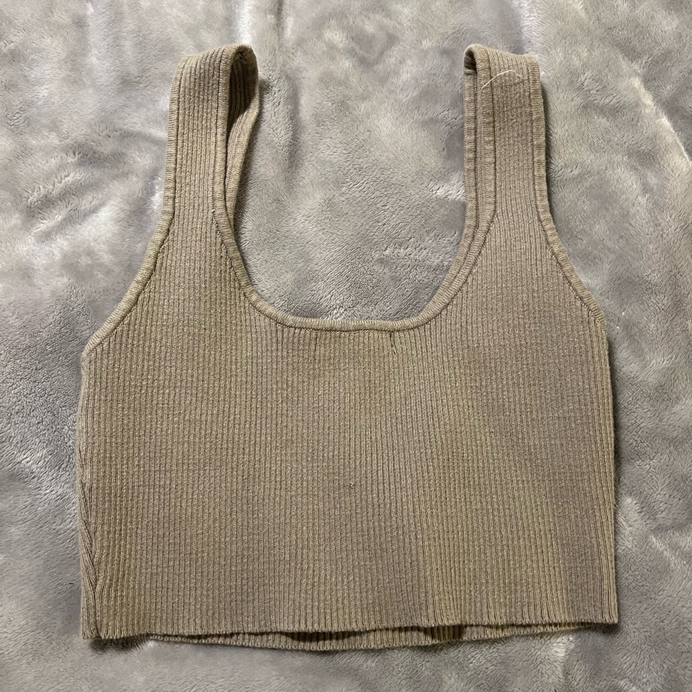 Women's Ribbed Tank Top - Picture 3 of 4